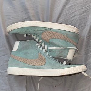 Vintage Teal Nike Blazers